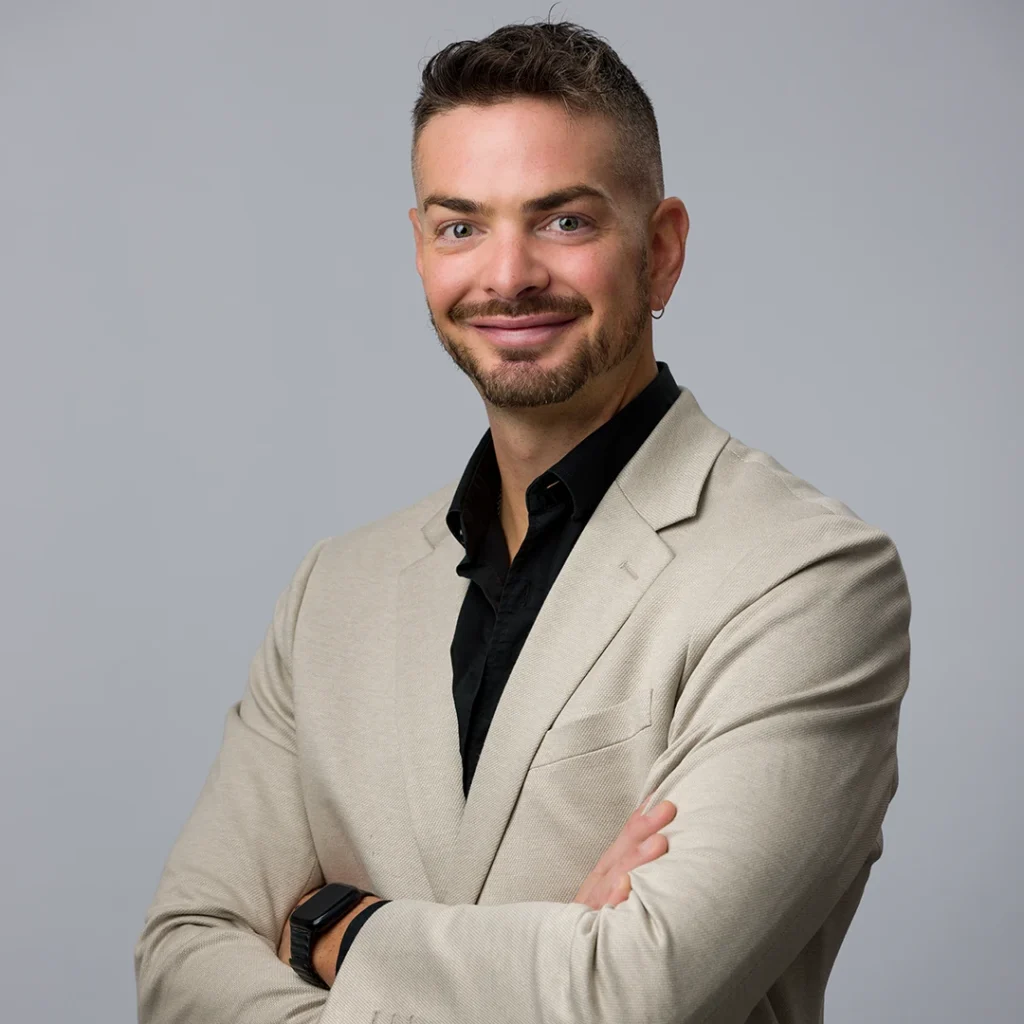 Anthony Lambert, Co-Propriétaire